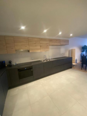 Prachtig 2slaapkamerappartement op de 8ste verdieping met frontaal zeezicht T44